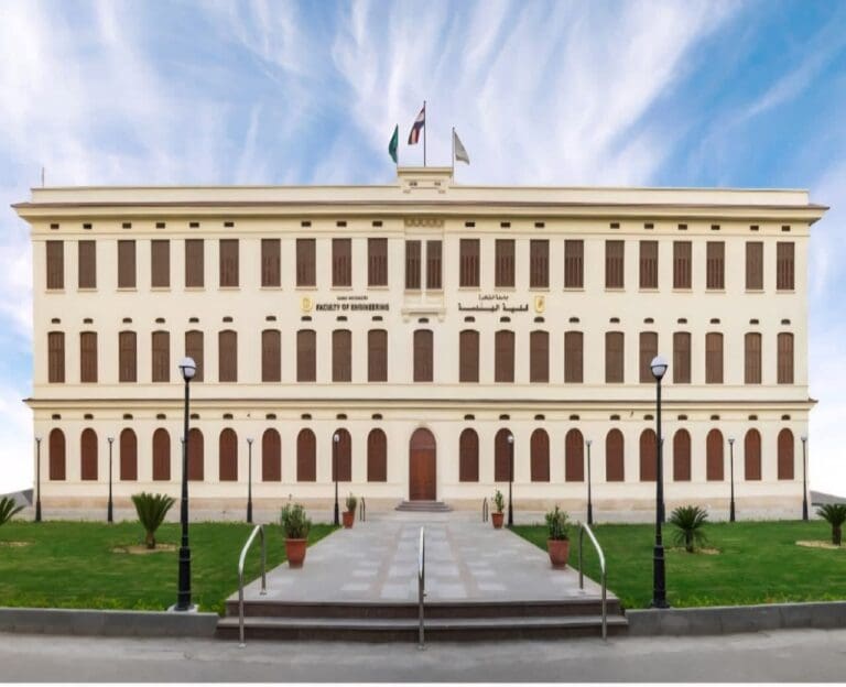هندسة جامعة القاهرة شريك فاعل فى تطوير وتقييم واعتماد أول جهاز تنفس صناعي مصري EZvent 9 FB IMG 1751614378822 جامعة هندسة جامعة القاهرة شريك فاعل فى تطوير وتقييم واعتماد أول جهاز تنفس صناعي مصري EZvent موقع في الجامعة