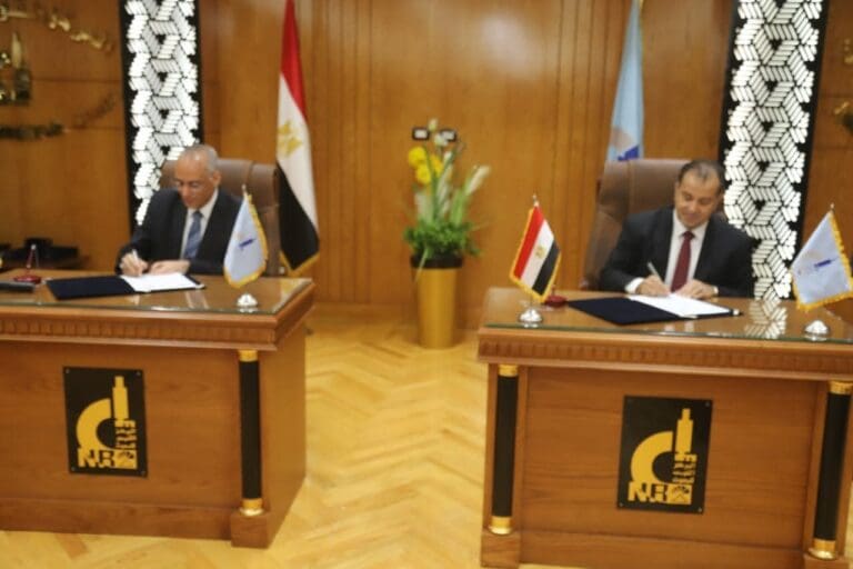 برتوكول تعاون بين جامعة جنوب الوادي والمركز القومي للبحوث 14 FB IMG 1751868601430 الجامعة الصينية برتوكول تعاون بين جامعة جنوب الوادي والمركز القومي للبحوث موقع في الجامعة