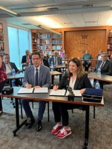 بروتوكول تعاون بين جامعتي بنها ولويفيل الأمريكية