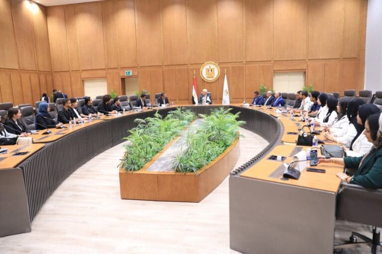 قرارات وتوسعات كبرى في اجتماع المجلس الأعلى للجامعات برئاسة أيمن عاشور بجامعة كفر الشيخ 4 FB IMG 1753341234762 مدارس قرارات وتوسعات كبرى في اجتماع المجلس الأعلى للجامعات برئاسة أيمن عاشور بجامعة كفر الشيخ موقع في الجامعة