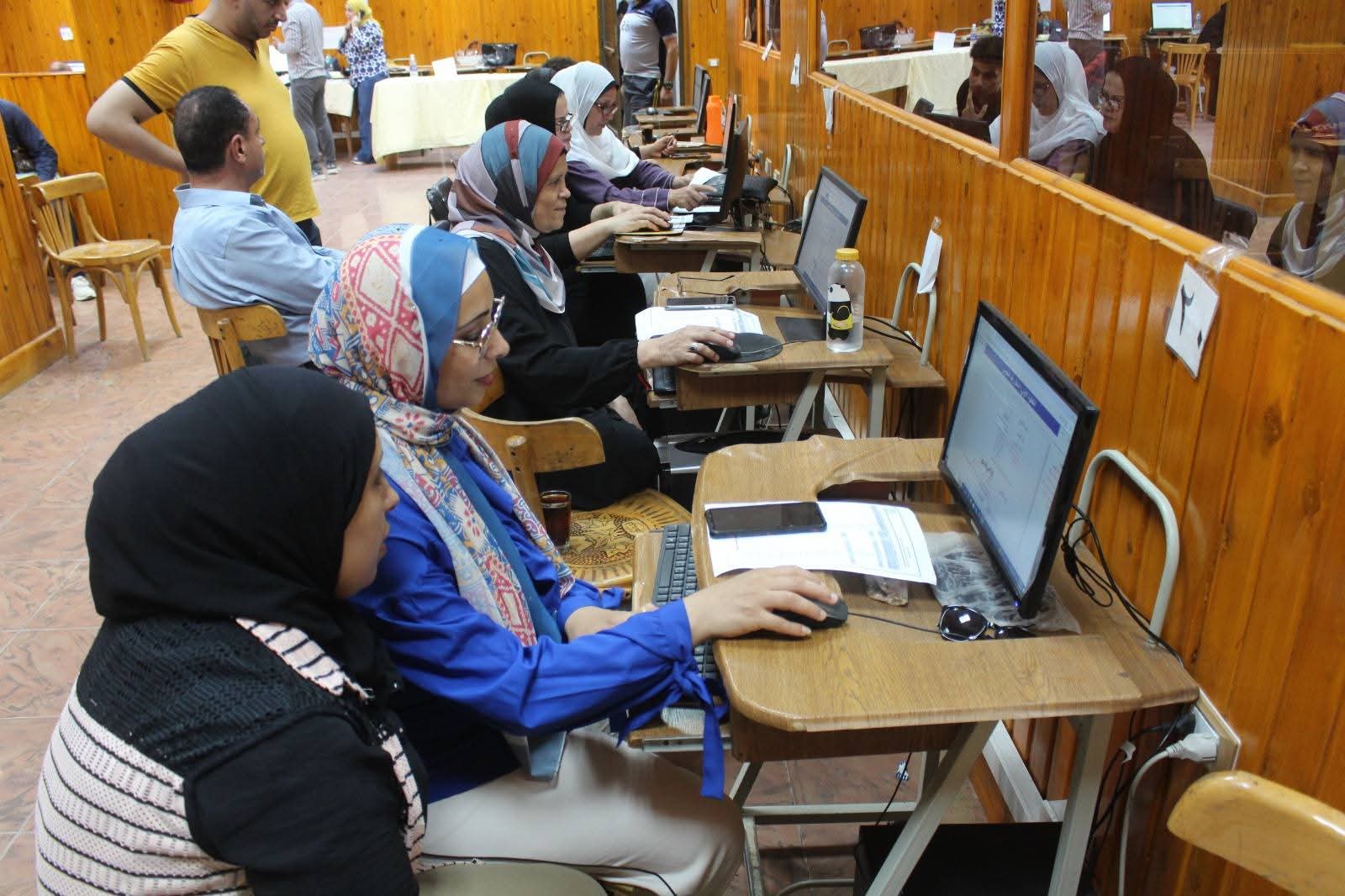 التعليم العالي: معامل الحاسبات بالجامعات الحكومية مستمرة في تقديم الدعم الفني لطلاب الثانوية العامة في تنسيق الجامعات والمعاهد 2025 1 FB IMG 1753868784721 التعليم التعليم العالي: معامل الحاسبات بالجامعات الحكومية مستمرة في تقديم الدعم الفني لطلاب الثانوية العامة في تنسيق الجامعات والمعاهد 2025 موقع في الجامعة