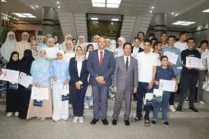 رئيس جامعة بنها ومحافظ القليوبية يكرمان 44 طالبًا من أوائل الشهادات العامة والأزهرية والفنية 3 FB IMG 1753971093425 بنها رئيس جامعة بنها ومحافظ القليوبية يكرمان 44 طالبًا من أوائل الشهادات العامة والأزهرية والفنية موقع في الجامعة