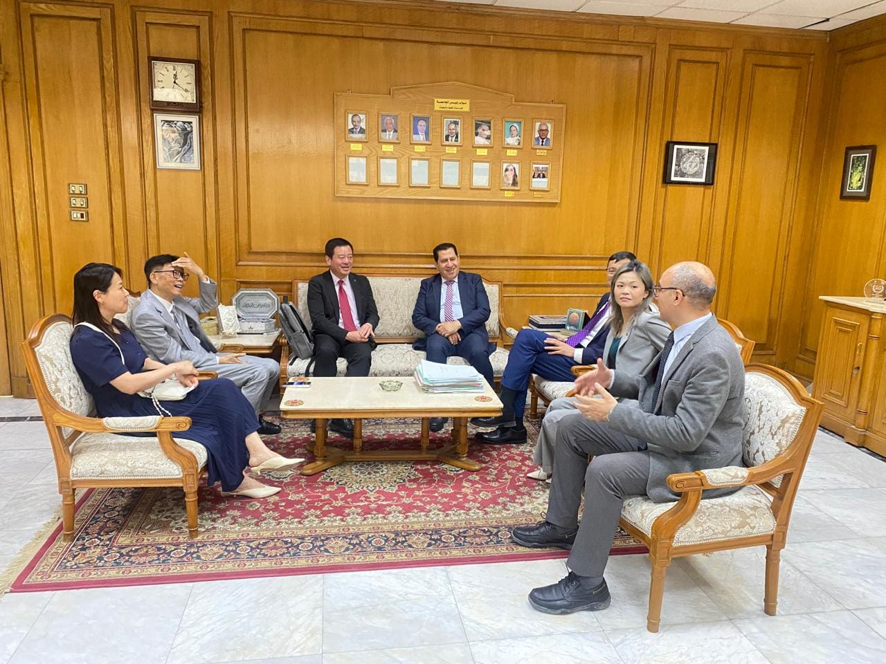 IMG 20250701 WA0052 حلوان جامعتا حلوان وهونغ كونغ بوليتكنك يبحثان التعاون الأكاديمي المشترك موقع في الجامعة