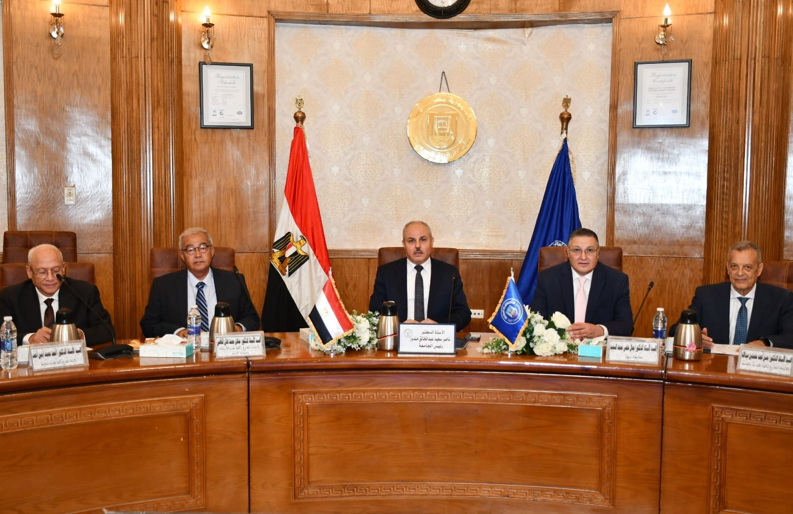 انعقاد لجنة اختيار عميد كلية الهندسة بجامعة قناة السويس