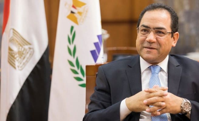 رئيس جامعة القاهرة يصدر قرارا بتعيين صالح الشيخ مستشارًا لرئيس الجامعة لشئون الحوكمة والتطوير المؤسسي 4 IMG 20250706 WA0011 الأدوات رئيس جامعة القاهرة يصدر قرارا بتعيين صالح الشيخ مستشارًا لرئيس الجامعة لشئون الحوكمة والتطوير المؤسسي موقع في الجامعة
