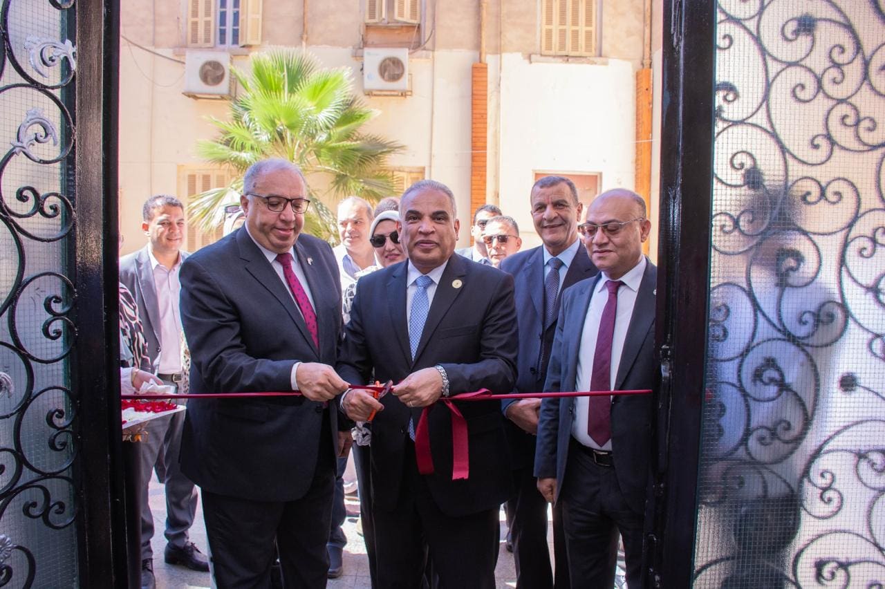 IMG 20250707 WA0108 رئيس جامعة طنطا رئيس جامعة طنطا يفتتح أعمال تطوير ورفع كفاءة عدد من المنشآت التعليمية بكلية التجارة موقع في الجامعة