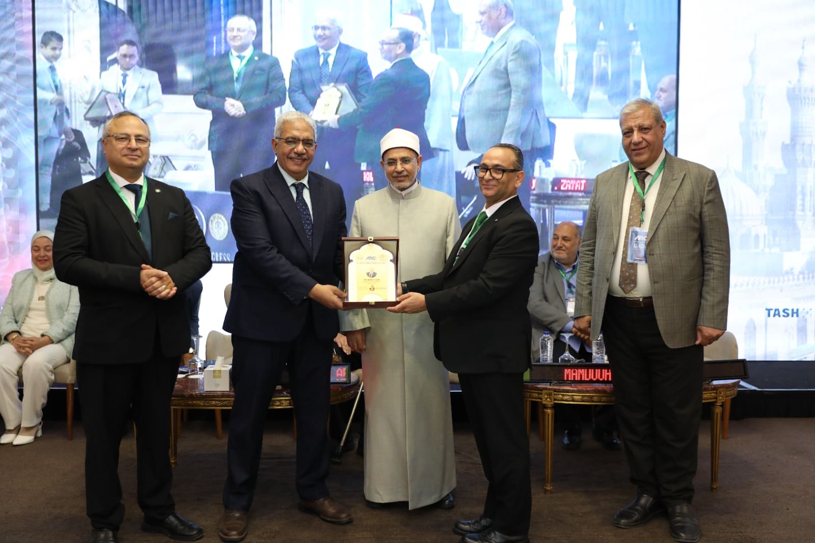 IMG 20250710 WA0070 مستشفى الدعاة رئيس جامعة الأزهر يفتتح مؤتمر التطورات الحديثة والمستقبلية في علم الروماتيزم موقع في الجامعة