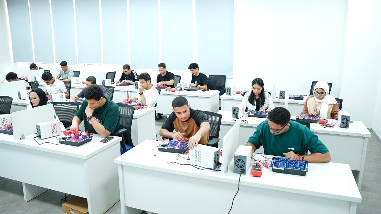 كلية علوم الحاسب بجامعة باديا تعلن فتح باب القبول ببرامج تؤهل لسوق العمل