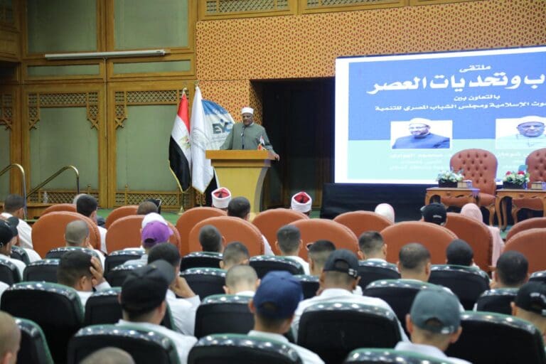 ملتقى «الشباب وتحديات العصر» بالأزهر يدعو إلى تحصين الشباب من الانحرافات الفكرية 2 IMG 20250714 WA0048 الأزهر ملتقى «الشباب وتحديات العصر» بالأزهر يدعو إلى تحصين الشباب من الانحرافات الفكرية موقع في الجامعة