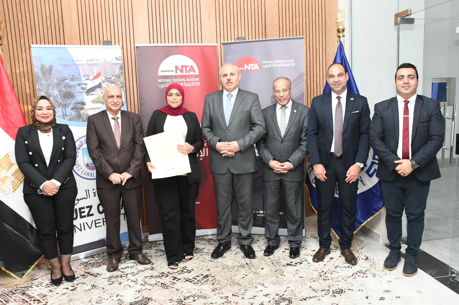 رئيس جامعة قناة السويس يشهد ختام مبادرة "أنا أيضًا مسئول" بالتعاون مع الأكاديمية الوطنية