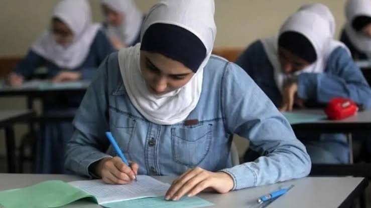 انتظام لجان امتحانات الثانوية العامة للنظامين القديم والحديث في الغربية 1 IMG 4282 امتحان انتظام لجان امتحانات الثانوية العامة للنظامين القديم والحديث في الغربية موقع في الجامعة