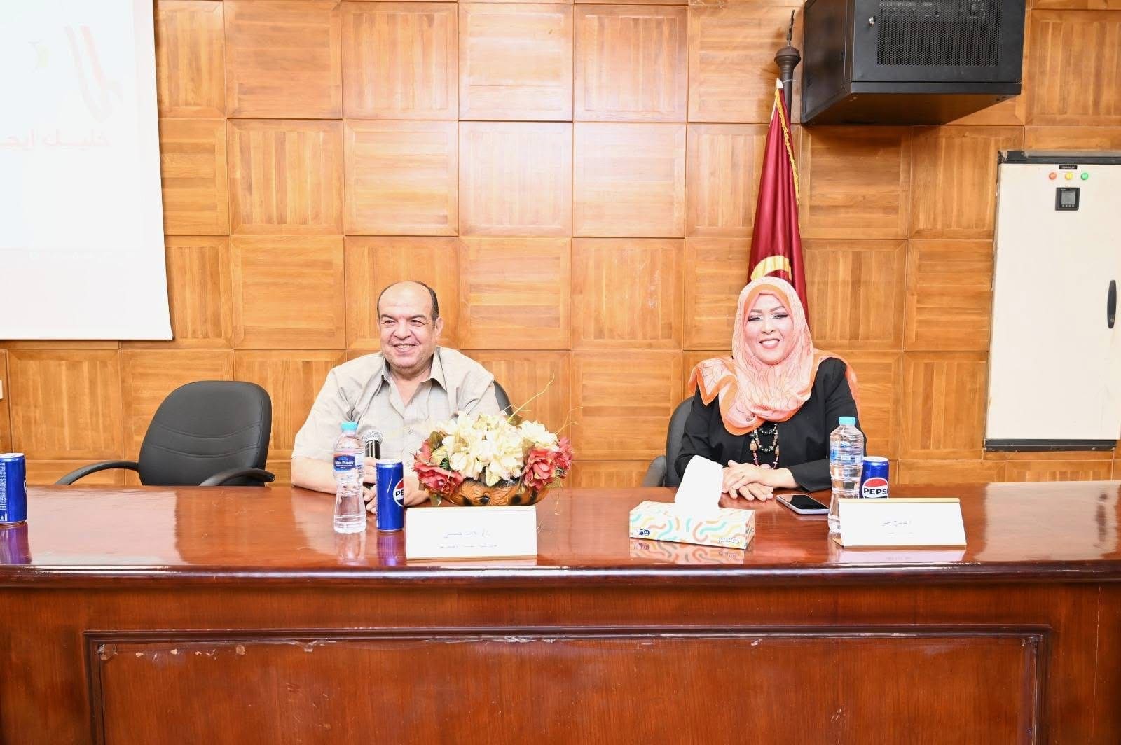 IMG 6731 جامعة الفيوم تنظيم ندوة "خليك إيجابي.. انزل شارك" بكلية طب الأسنان جامعة الفيوم موقع في الجامعة