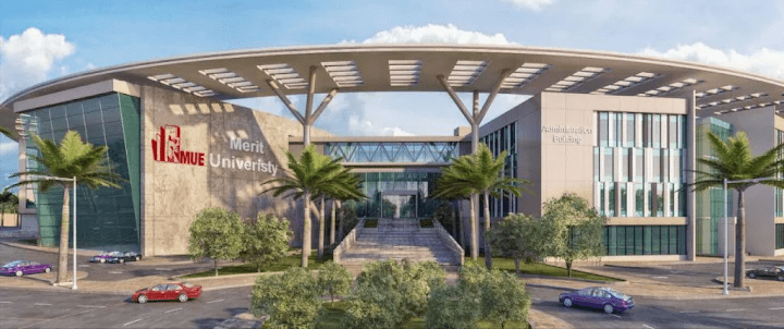 مميزات الدراسة بجامعة ميريت 2025