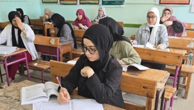 مراجعات وأسئلة متوقعة في مادة التربية الوطنية قبل امتحان الدور الثاني للثانوية العامة 2025 1 لأول مرة.. طلاب الثانوية العامة 2025 يؤدون الرياضيات البحتة في امتحان موحد غدًا