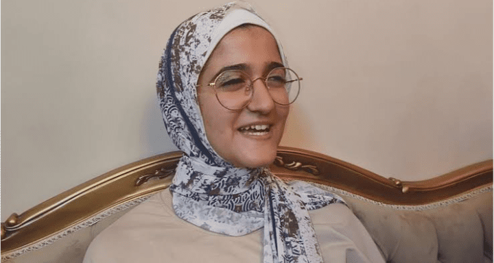سلمى أحمد الأولى على الجمهورية أدبي