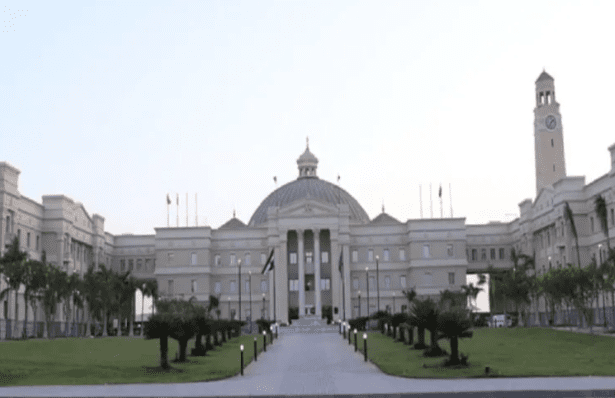 جامعة القاهرة تتصدر الجامعات المصرية في تصنيف شنغهاي 2025 8 جامعة القاهرة الأهلية
