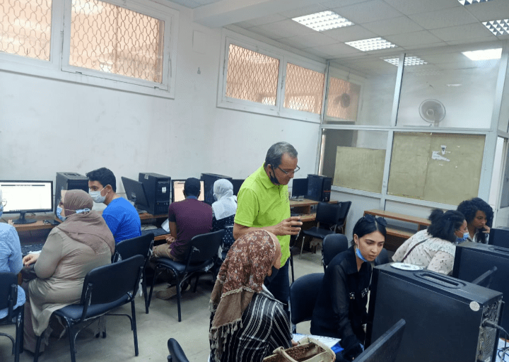 تعرف على موعد التقديم لاختبارات الدبلومات والمعاهد الفنية للالتحاق بكليات التجارة 2025/2026 1 IMG ٢٠٢٥٠٧٢٧ ١٨٤٢٠٢ 1 المعاهد تعرف على موعد التقديم لاختبارات الدبلومات والمعاهد الفنية للالتحاق بكليات التجارة 2025/2026 موقع في الجامعة
