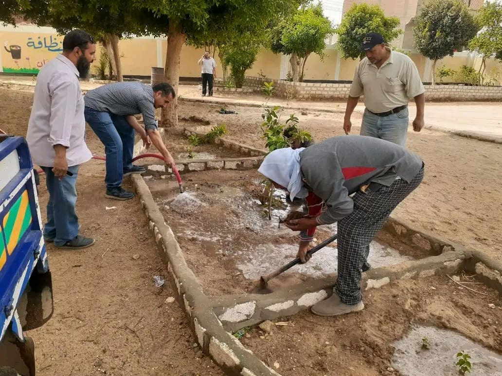 استعدادًا لعام دراسي منضبط.. تعليم أسيوط يُطلق حملات صيانة وتشجير شاملة بجميع المدارس 1 1754474986443 تعليم استعدادًا لعام دراسي منضبط.. تعليم أسيوط يُطلق حملات صيانة وتشجير شاملة بجميع المدارس موقع في الجامعة