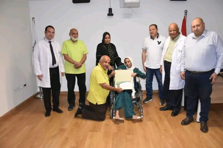1754686225981 جامعة سوهاج الأهلية تحدت الألم وذاكرت على سرير المريض.. طالبة ثانوية بعد حصولها على 91%: نفسي أدخل طب موقع في الجامعة