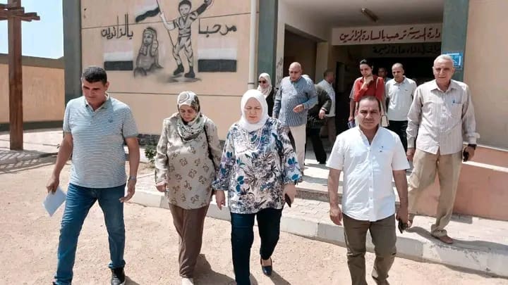استعدادًا لاستقبال العام الدراسي الجديد.. وكيل تعليم بني سويف ومدير الأبنية التعليمية يتفقدان مدارس إهناسيا 17 1755015439806 تعليم القاهرة استعدادًا لاستقبال العام الدراسي الجديد.. وكيل تعليم بني سويف ومدير الأبنية التعليمية يتفقدان مدارس إهناسيا موقع في الجامعة
