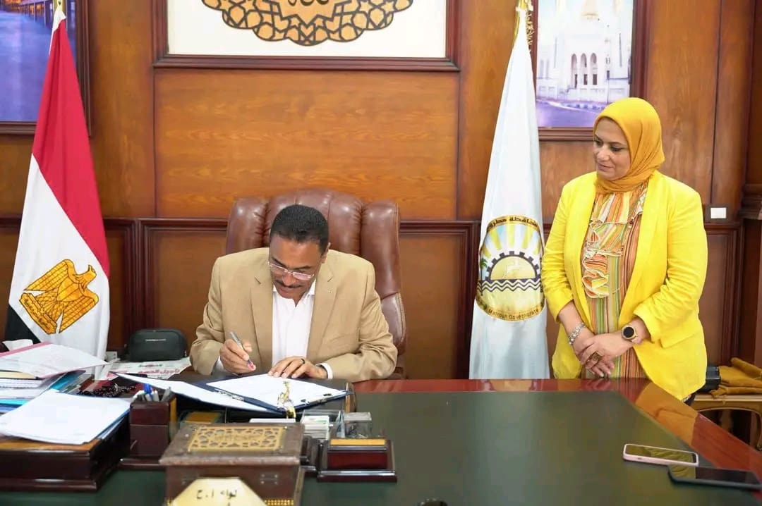محافظ مطروح يعتمد المرحلة الثالثة لتنسيق الثانوي الفني.. تعرف على ضوابط القبول 1 1755075289543 محافظ محافظ مطروح يعتمد المرحلة الثالثة لتنسيق الثانوي الفني.. تعرف على ضوابط القبول موقع في الجامعة
