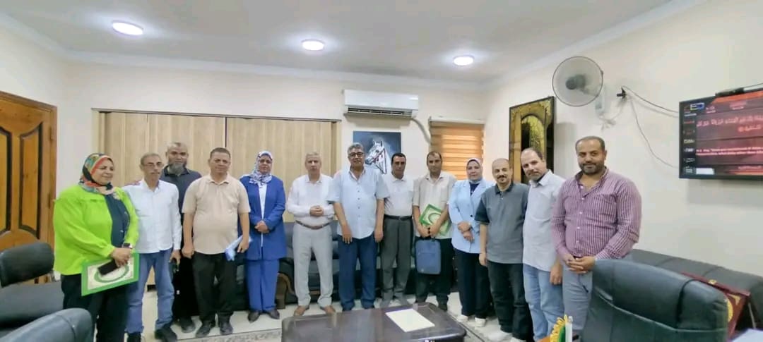1755175730523 تسكين تكريم غرفة عمليات دبلومات الفنية بالشرقية لجهودهم في إنجاح الامتحانات موقع في الجامعة