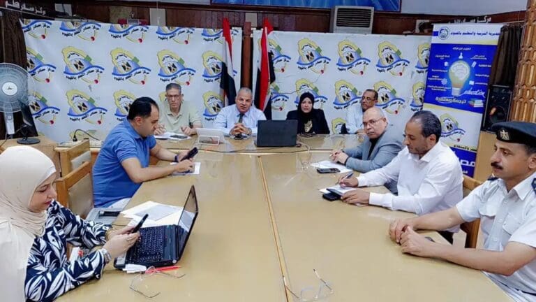 قبيصي يتابع غرفة عمليات امتحانات الثانوية العامة بالفيوم.. تأكيد على الانضباط ورسم البهجة للطلاب 14 1755334388207 تعليم قبيصي يتابع غرفة عمليات امتحانات الثانوية العامة بالفيوم.. تأكيد على الانضباط ورسم البهجة للطلاب موقع في الجامعة