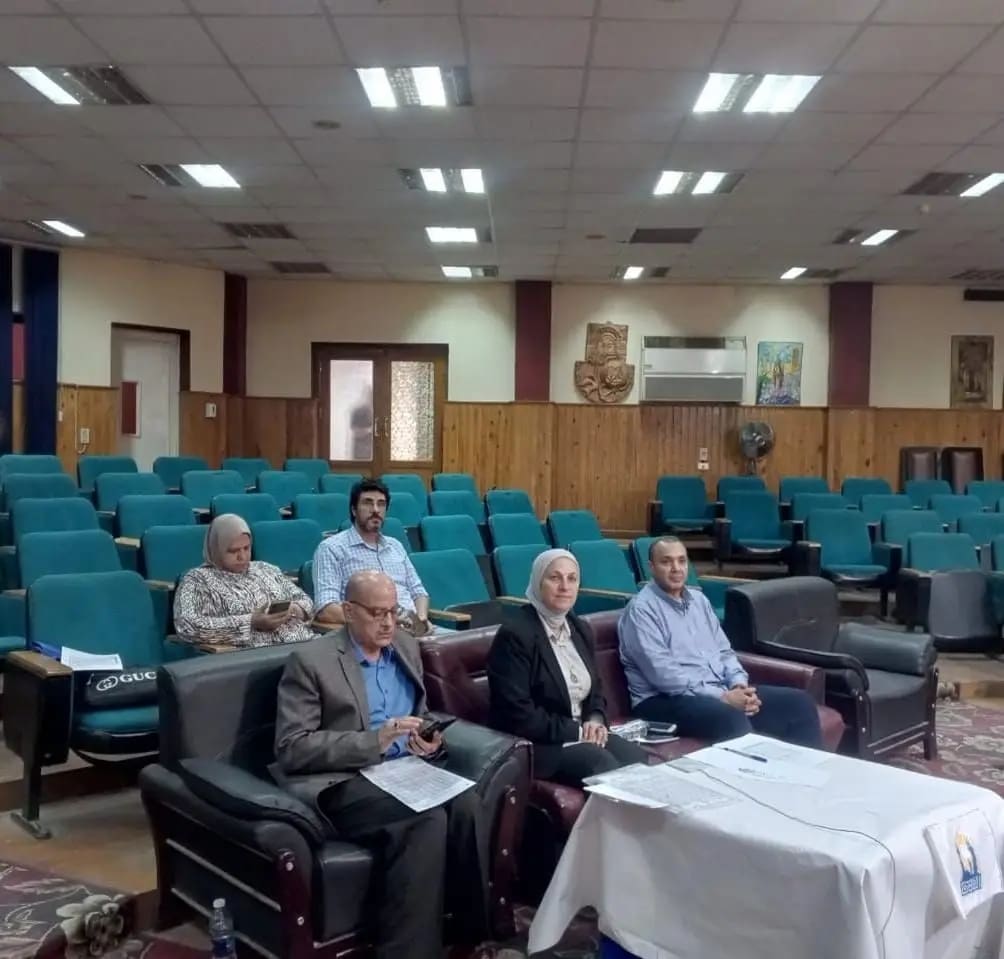 1755336132671 القاهرة 24 ألف طالب يؤدون امتحانات الثانوية العامة "الدور الثاني" بالقاهرة وسط متابعة دقيقة من غرفة العمليات موقع في الجامعة