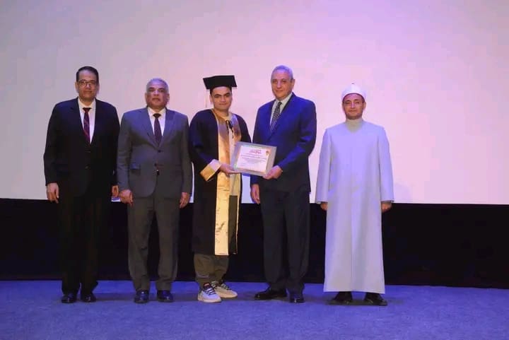 30 صورة ترصد تكريم محافظ الغربية لأوائل الثانوية العامة والأزهرية 4 1755376202420 قناة السويس 30 صورة ترصد تكريم محافظ الغربية لأوائل الثانوية العامة والأزهرية موقع في الجامعة