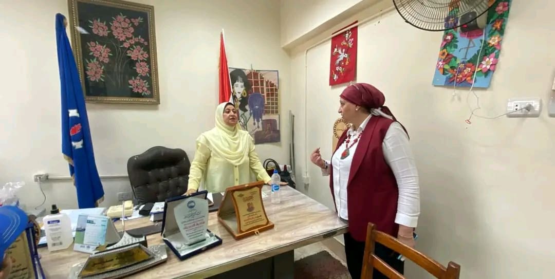 1755606297937 السويس مدير تعليم السويس تؤكد دعمها للعاملين وتفتح باب التعاون مع الجميع موقع في الجامعة