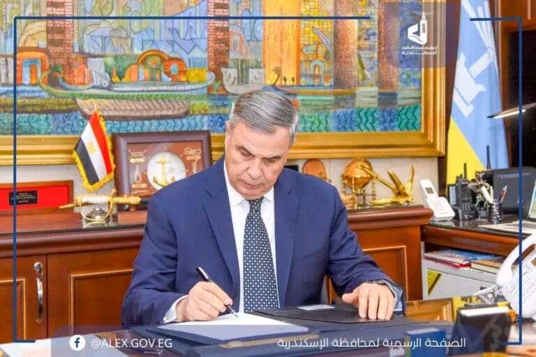 بنسبة نجاح 98.2%.. محافظ الإسكندرية يعتمد نتيجة الشهادة الإعدادية الدور الثاني 1 1755686383169 محافظ الإسكندرية بنسبة نجاح 98.2%.. محافظ الإسكندرية يعتمد نتيجة الشهادة الإعدادية الدور الثاني موقع في الجامعة