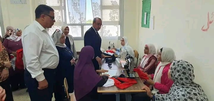 تعليم المنوفية يدعم طالبات كفر السنابسة بورشة خياطة تبدأ بـ "علم مصر" 1 1755710234798 تعليم المنوفية تعليم المنوفية يدعم طالبات كفر السنابسة بورشة خياطة تبدأ بـ "علم مصر" موقع في الجامعة