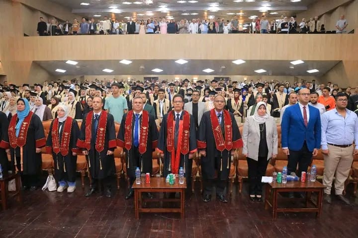 جامعة بنها تحتفل بتخريج دفعة جديدة من طلاب الزراعة.. والجيزاوي يوجه رسالة للخريجين 1 1755722411115 جامعة بنها جامعة بنها تحتفل بتخريج دفعة جديدة من طلاب الزراعة.. والجيزاوي يوجه رسالة للخريجين موقع في الجامعة