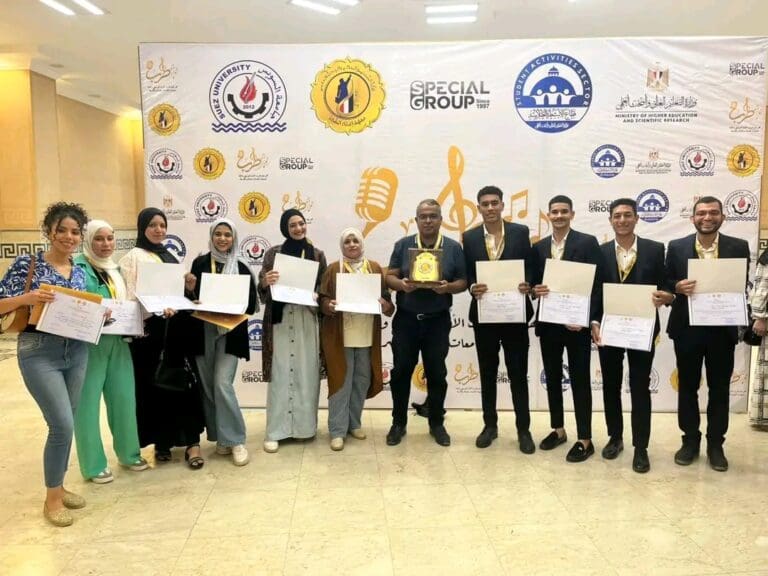 جامعة سوهاج تتألق في مهرجان "طرب" وتحصد المراكز الأولى في الغناء والعزف الفردي 6 1755779463850 الطحالب جامعة سوهاج تتألق في مهرجان "طرب" وتحصد المراكز الأولى في الغناء والعزف الفردي موقع في الجامعة