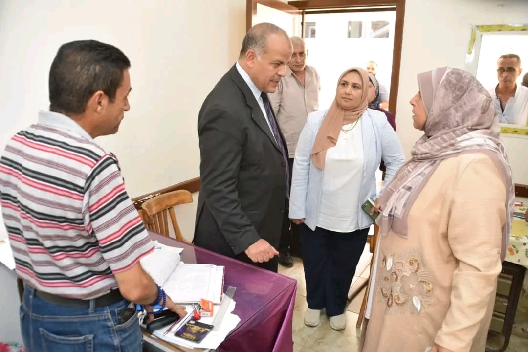 رسالة دعم لأولياء الأمور.. مدير تعليم بورسعيد يوجه بتيسير إجراءات التحويلات بإدارة شمال 1 1756205886320 1 دعم رسالة دعم لأولياء الأمور.. مدير تعليم بورسعيد يوجه بتيسير إجراءات التحويلات بإدارة شمال موقع في الجامعة