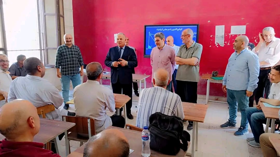 1756208518745 1 نتيجة إعداد جيل جديد من المعلمين.. تدريب مكثف بالفيوم لتنمية مهارات المعلم وفق معايير الجودة موقع في الجامعة
