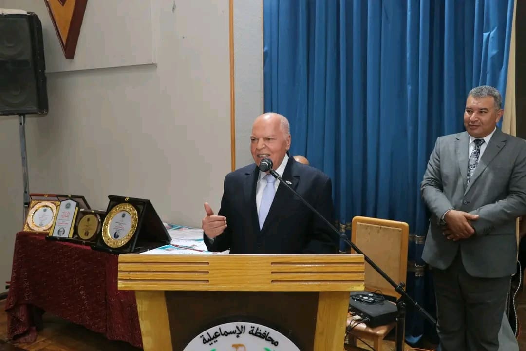 الزناتي: إهداء 3 رحلات عمرة للمعلمين المكرمين في احتفالية الإسماعيلية 1 1756215212133 الزناتي الزناتي: إهداء 3 رحلات عمرة للمعلمين المكرمين في احتفالية الإسماعيلية موقع في الجامعة