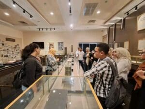 طلاب تكنولوجيا التعليم بجامعة حلوان يستكشفون أسرار الطقس في زيارة ميدانية للأرصاد الجوية 5 1756228863361 تكنولوجيا طلاب تكنولوجيا التعليم بجامعة حلوان يستكشفون أسرار الطقس في زيارة ميدانية للأرصاد الجوية موقع في الجامعة