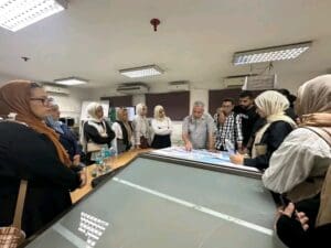 طلاب تكنولوجيا التعليم بجامعة حلوان يستكشفون أسرار الطقس في زيارة ميدانية للأرصاد الجوية 4 1756228866948 تكنولوجيا طلاب تكنولوجيا التعليم بجامعة حلوان يستكشفون أسرار الطقس في زيارة ميدانية للأرصاد الجوية موقع في الجامعة
