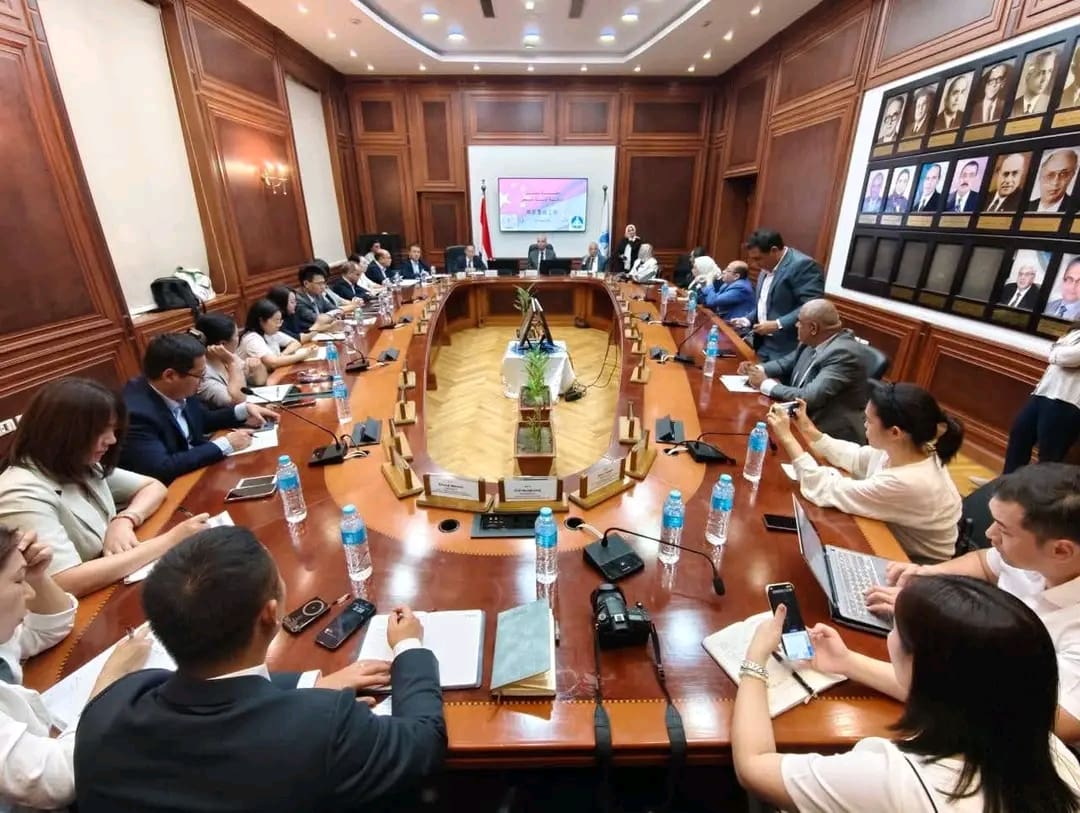 1756635992191 سوهاج هندسة عين شمس تستقبل وفدًا صينيًا رفيع المستوى وتعلن منحًا جديدة لطلاب الدراسات العليا بورشة لوبان موقع في الجامعة