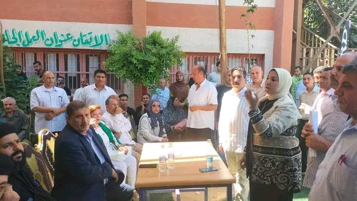 1756649542093 شباب ملتقى توظيفي بالشرقية لتشغيل شباب الخريجين بالتعاون مع مدرسة كفر صقر الزراعية موقع في الجامعة