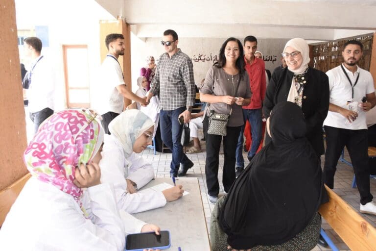 FB IMG 1754229822448 تمريض قافلة طبية متكاملة من صيدلة عين شمس تخدم أهالي حدائق القبة حتى 6 أغسطس موقع في الجامعة