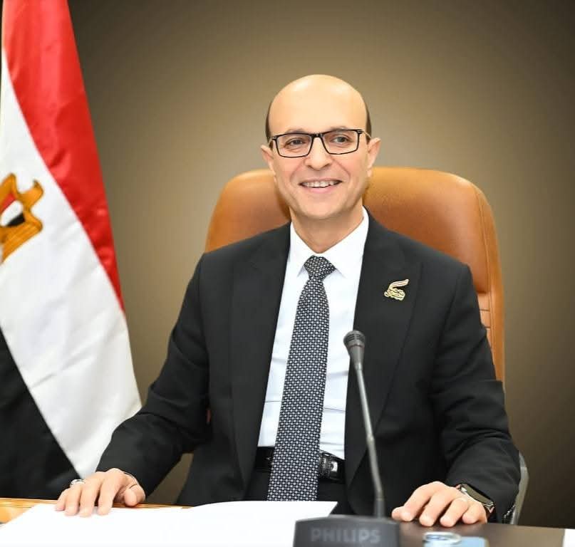 مشهد انتخابي يعكس وعي الناخبين.. رئيس جامعة أسيوط يشيد بتنظيم انتخابات مجلس الشيوخ 2025 1 FB IMG 1754391672311 مشهد مشهد انتخابي يعكس وعي الناخبين.. رئيس جامعة أسيوط يشيد بتنظيم انتخابات مجلس الشيوخ 2025 موقع في الجامعة