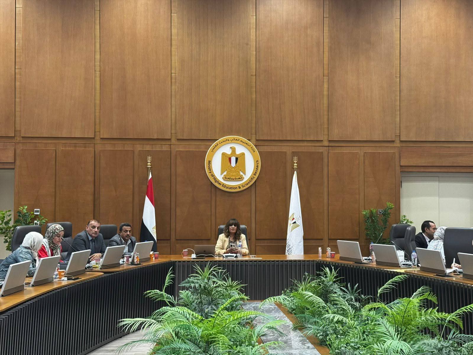 FB IMG 1754651618924 جامعة التعليم العالي: التفكير التصميمي نقلة نوعية في تطوير خدمات دعم الطلاب ذوي الإعاقة بالجامعات موقع في الجامعة