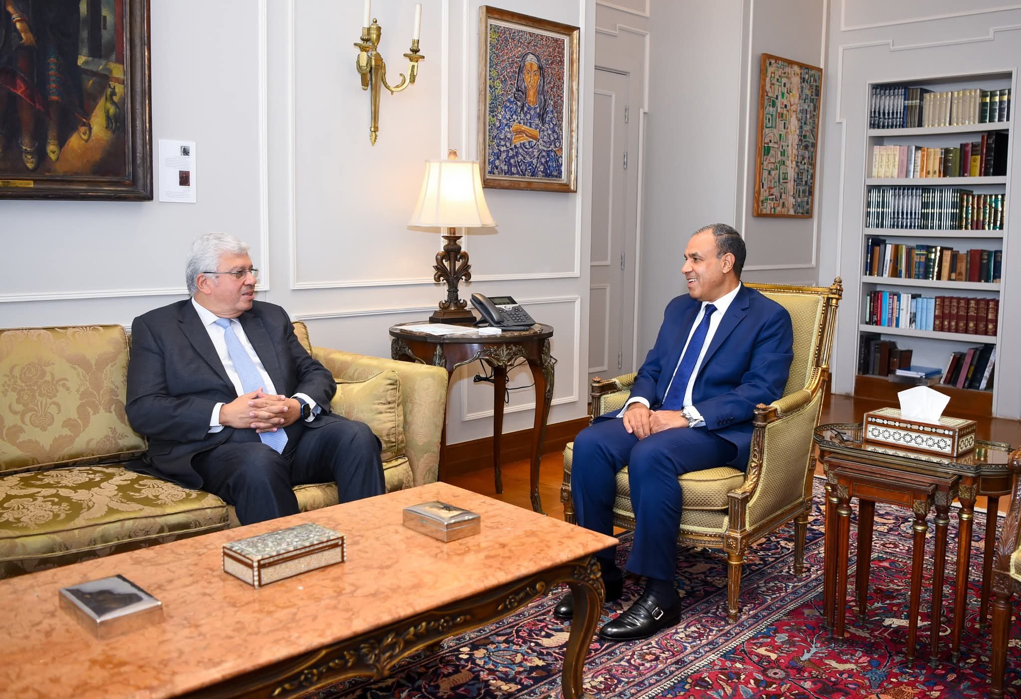 وزيرا الخارجية والتعليم العالي يبحثان تعزيز التعاون الدولي ورعاية الطلاب المصريين بالخارج 1 FB IMG 1754910993754 العالي وزيرا الخارجية والتعليم العالي يبحثان تعزيز التعاون الدولي ورعاية الطلاب المصريين بالخارج موقع في الجامعة