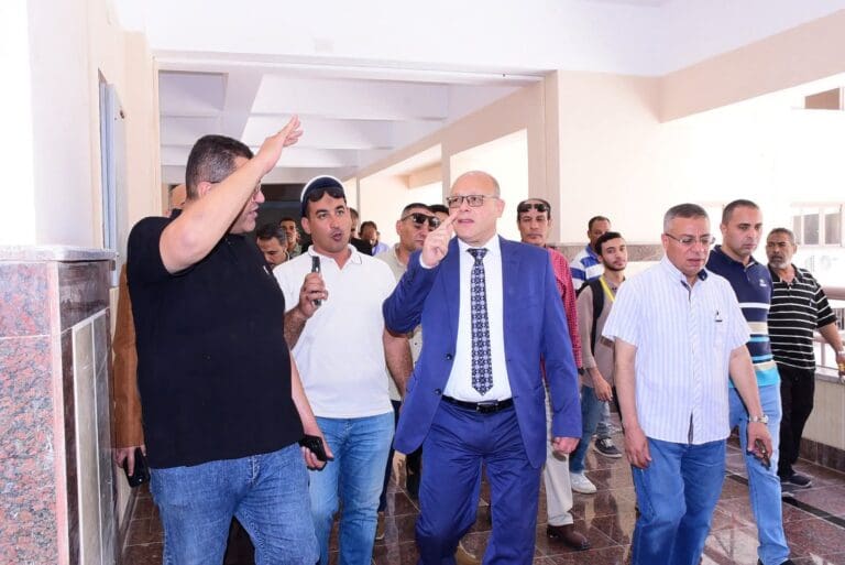 FB IMG 1755088481174 الجامعة البريطانية النعماني يتفقد آخر تجهيزات وفرش مبني جامعة سوهاج الأهلية استعداداً لبدء العام الدراسي الجديد موقع في الجامعة