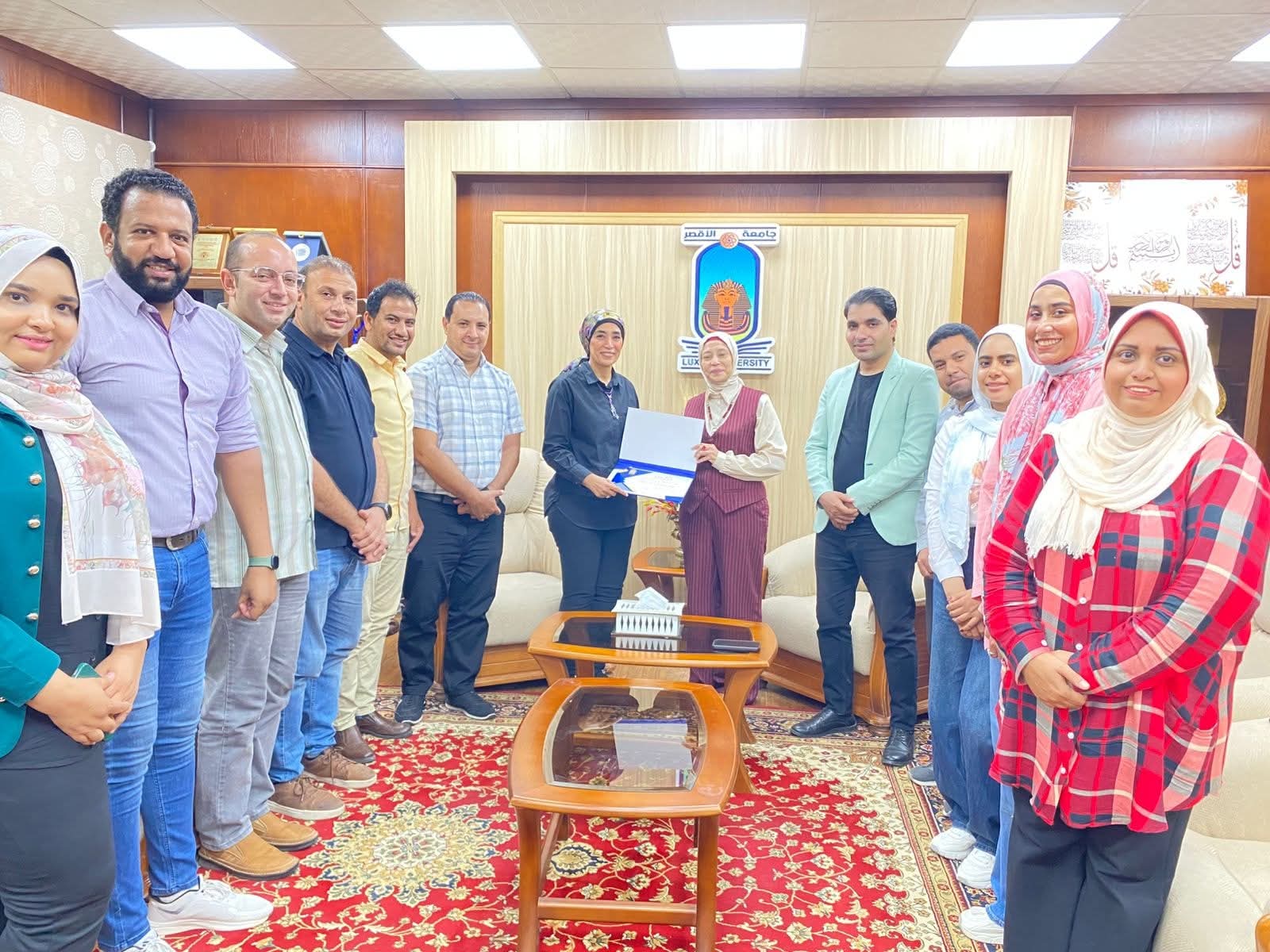 FB IMG 1755766573665 جداول امتحانات جامعة طنطا الأهلية جامعة الأقصر تكرم وكيل "السياحة والفنادق" تقديرًا لجهودها في دعم الدراسات العليا موقع في الجامعة