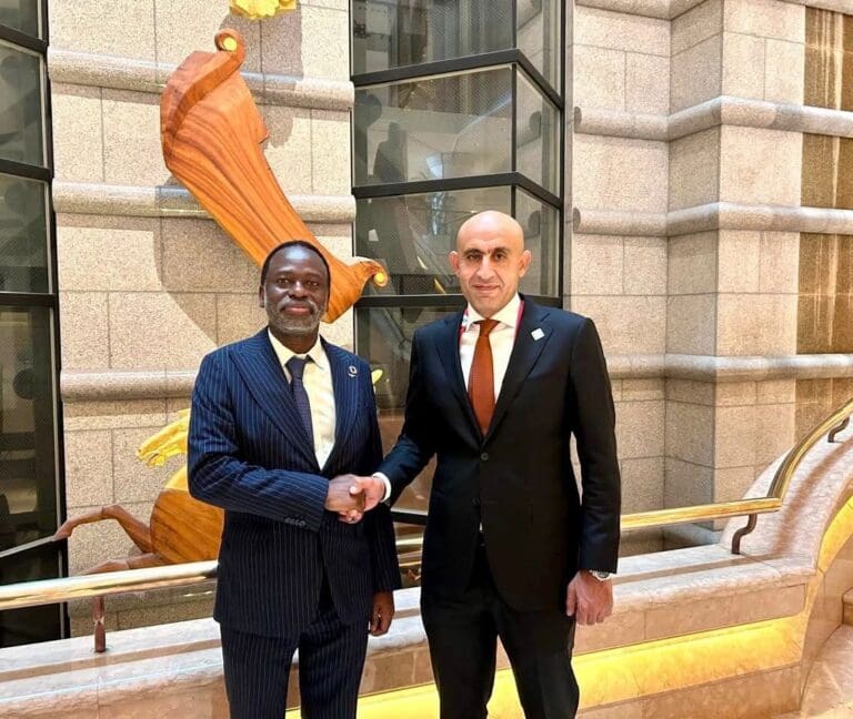 التعليم تعزز الشراكة مع جامعة الأمم المتحدة في مجالات البرمجة والذكاء الاصطناعي 9 FB IMG 1755863258165 الشهادات التعليم تعزز الشراكة مع جامعة الأمم المتحدة في مجالات البرمجة والذكاء الاصطناعي موقع في الجامعة