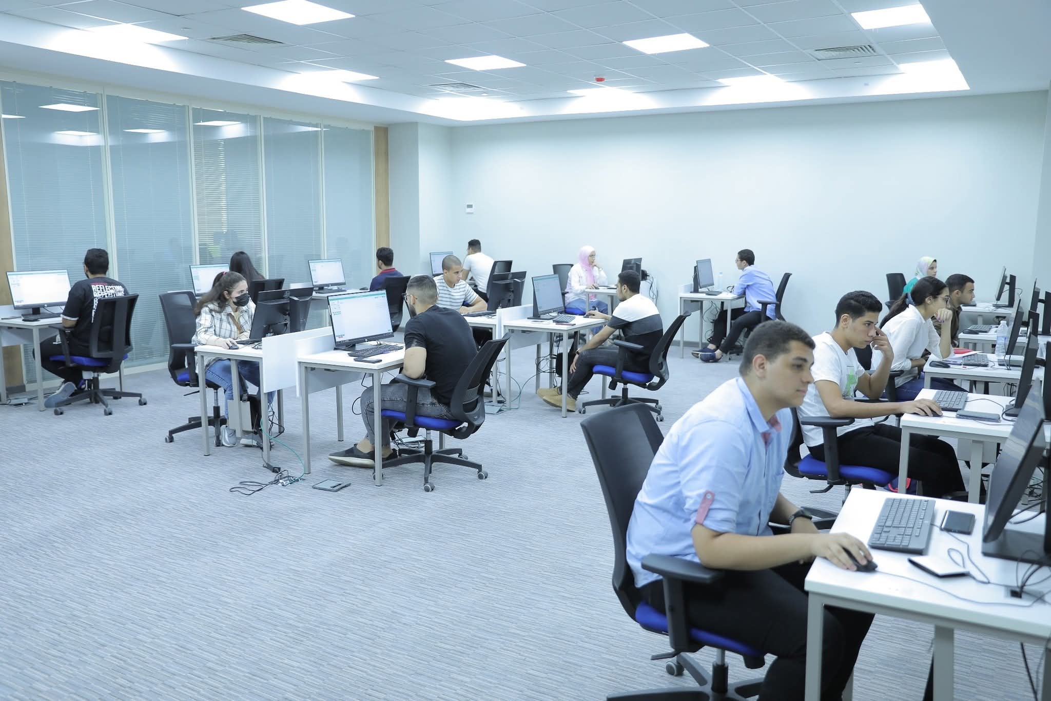 تنسيق الجامعات 2025.. تعرف على الأماكن الشاغرة للشعبة الأدبية (النظام القديم) وخطوات تسجيل الرغبات 1 FB IMG 1755930987595 تنسيق تنسيق الجامعات 2025.. تعرف على الأماكن الشاغرة للشعبة الأدبية (النظام القديم) وخطوات تسجيل الرغبات موقع في الجامعة