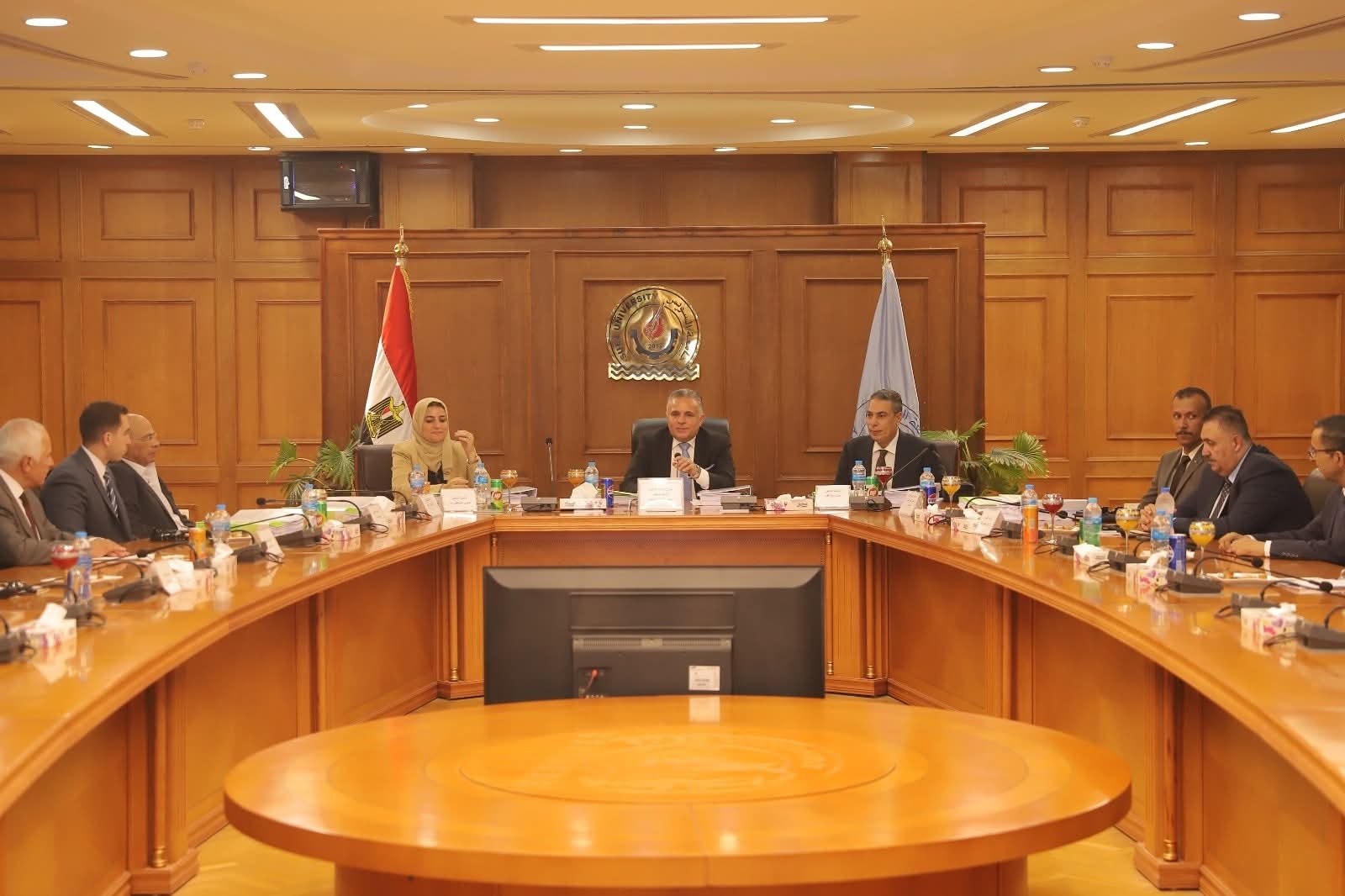 جامعة السويس الأهلية تستقبل وفد المجلس الأعلى للجامعات لتعزيز جودة التعليم والتميز الأكاديمي 1 FB IMG 1756138658139 جامعة السويس الأهلية جامعة السويس الأهلية تستقبل وفد المجلس الأعلى للجامعات لتعزيز جودة التعليم والتميز الأكاديمي موقع في الجامعة